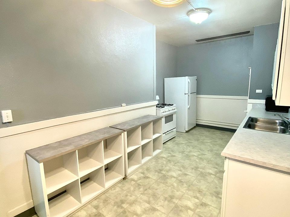 1st image of 816 S 8th St APT 103