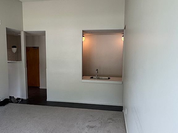 3rd image of 1223 N 9th St APT 105