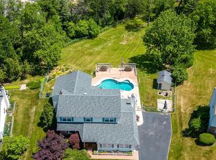 310 Farm Cir, Norristown, PA 19403