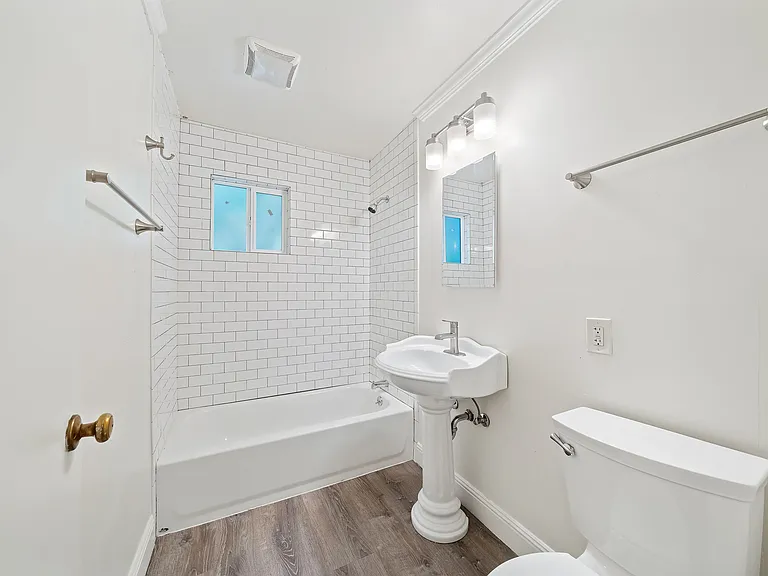 602 9th St #602 — Photo 9