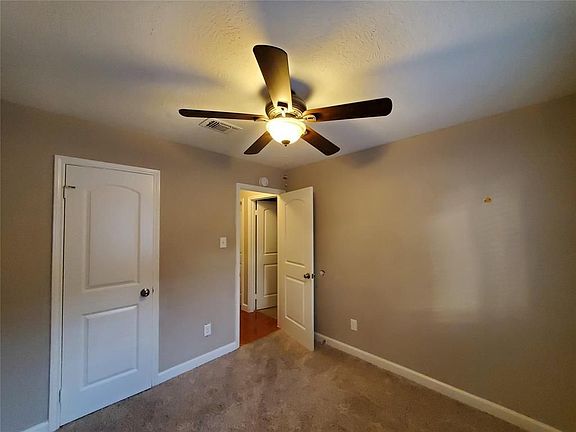 5th image of 2950 High Plains Dr