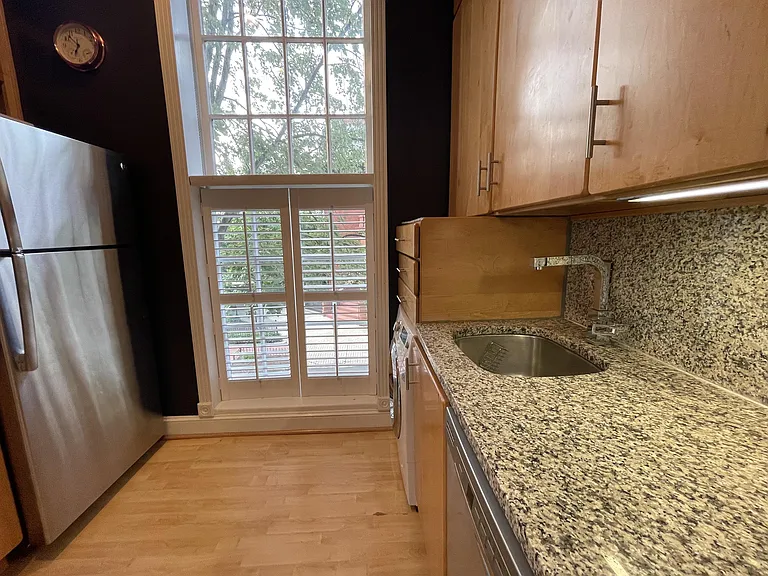 1515 16th St NW — Photo 9
