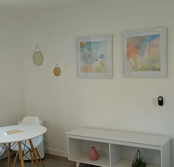 1/1 Living room