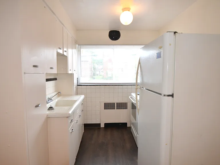 7260 Reading Rd #1 — Photo 6
