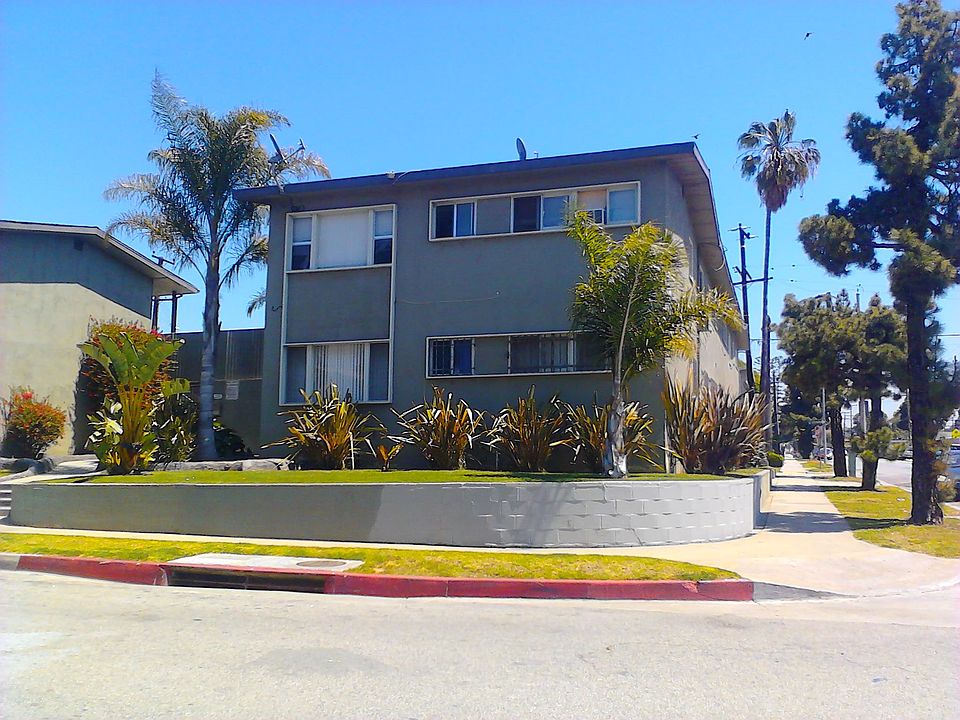 1st image of 10242 Darby Ave APT 11