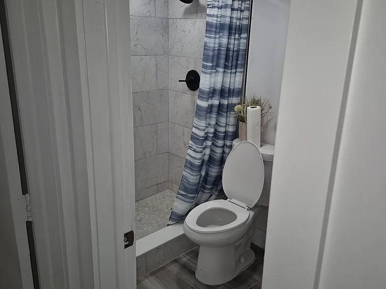 5860 NW 64th Ave #102 — Photo 33