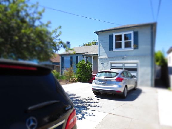 3rd image of 1011 Tilton Ave