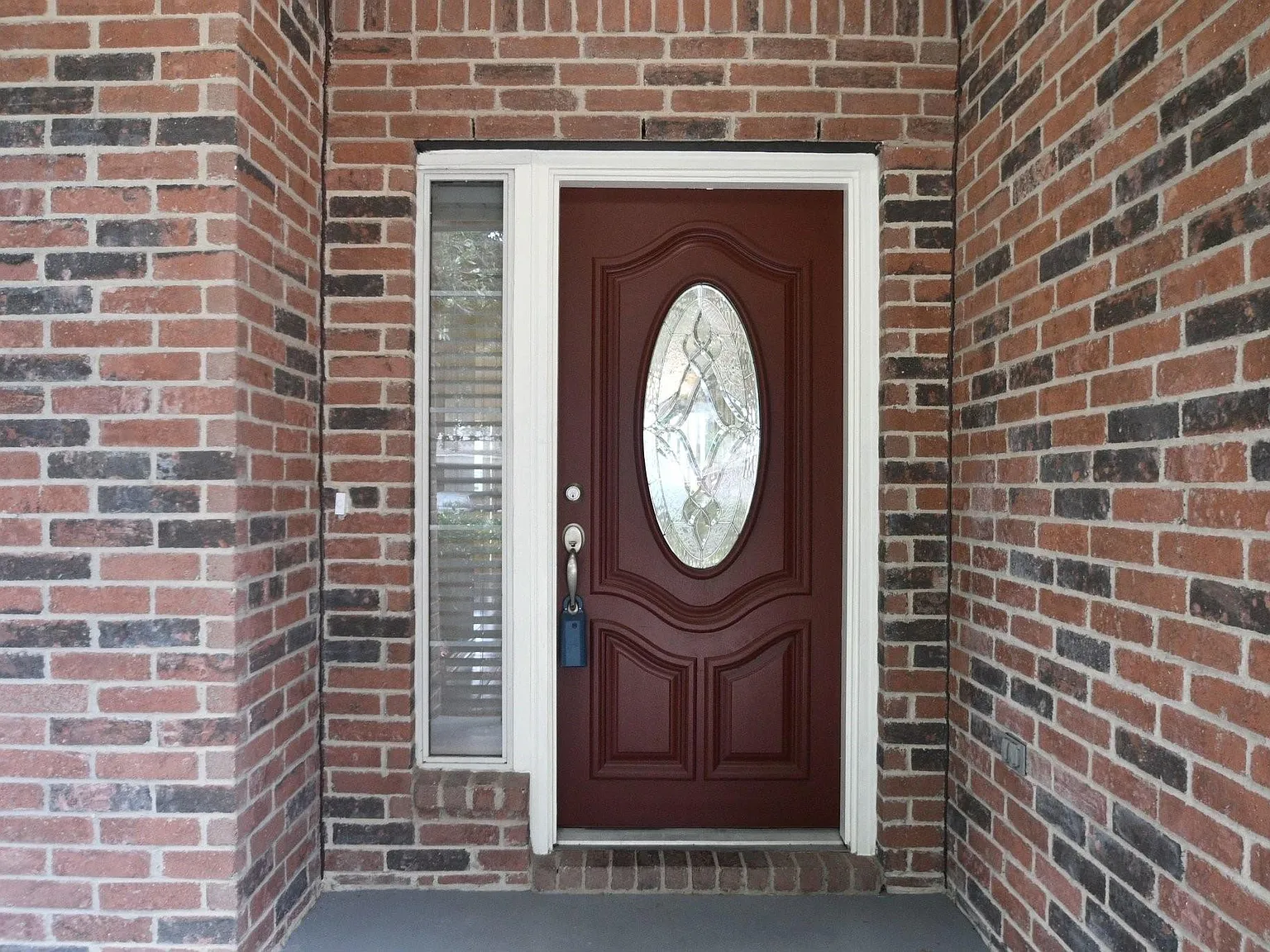 4 bed, 2.5 bath, 2187 sqft, $2,700 — Photo 2