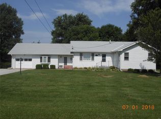 7218 Ingham Ln, Godfrey, IL 62035