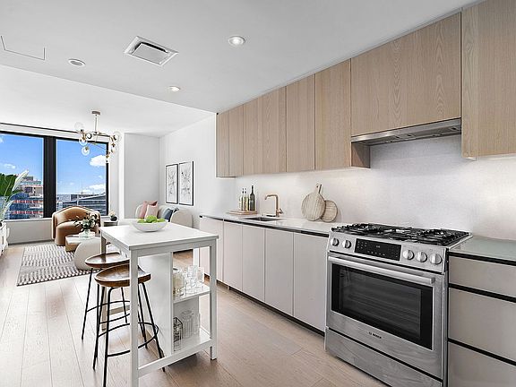 2nd image of 3 Court Sq APT 5104