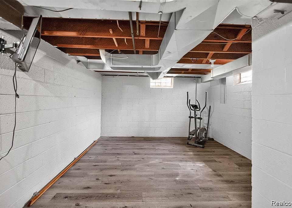 28025 Sunset Blvd W, photo 13