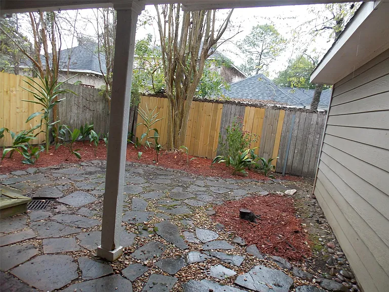 4418 Jane St — Photo 28