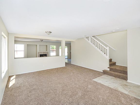 3rd image of 45443 Lamar Ave