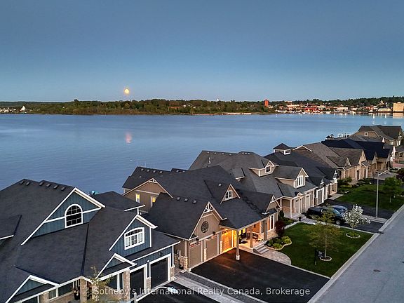3rd image of 409 Bayport Blvd