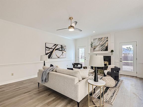 5th image of 30100 Oakmont Dr