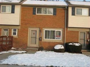 25954 Salem St, Roseville, MI 48066