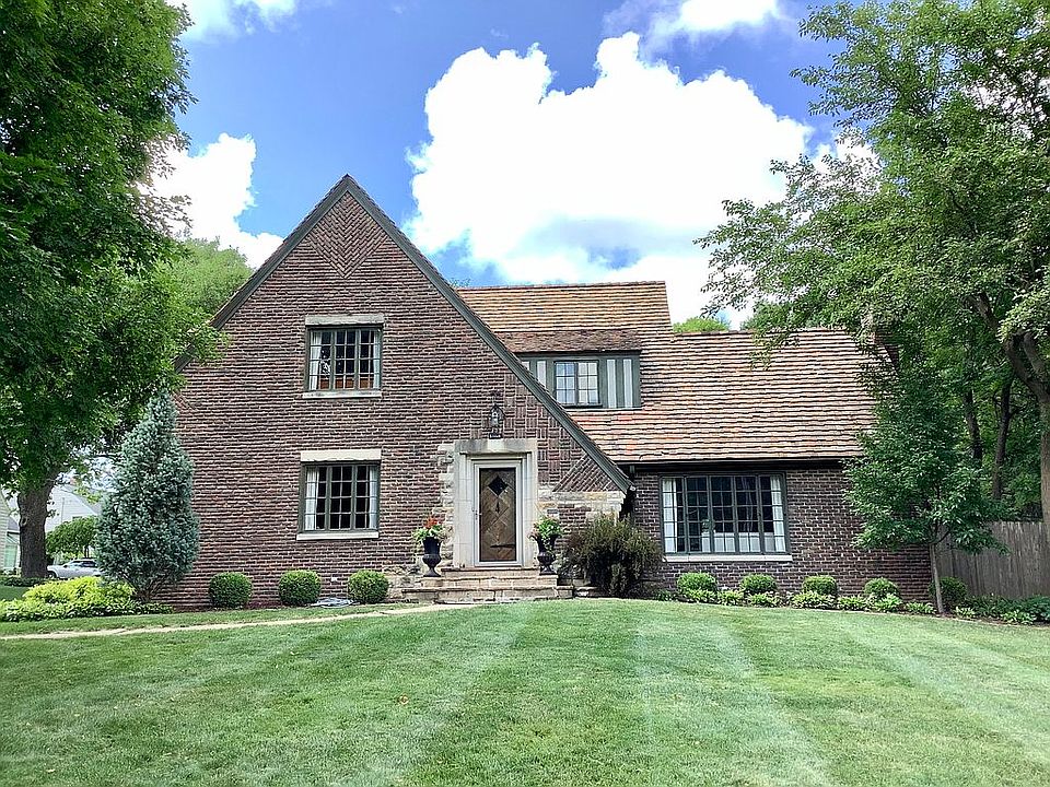 1st image of 4225 Greenwood Dr