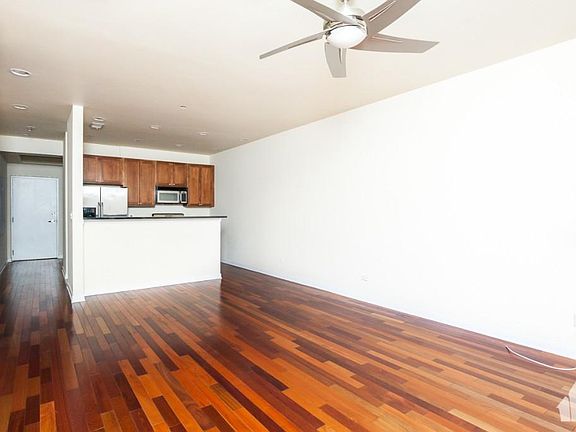 2nd image of 3021 W Armitage Ave Ste 2