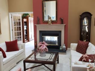 71 Harwood Rd, Monroe Township, NJ 08831