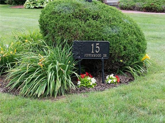 4th image of 15 Pippin Wood Dr