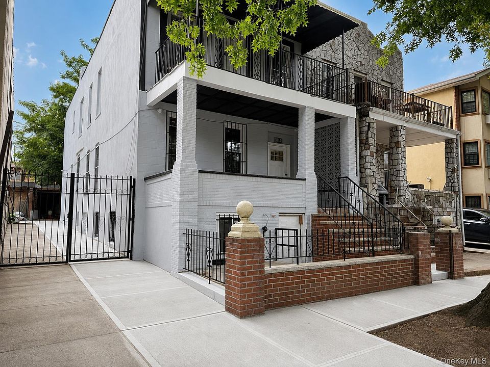 1st image of 2044 Strauss Street