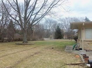 9210 N Pelham Pkwy, Bayside, WI 53217