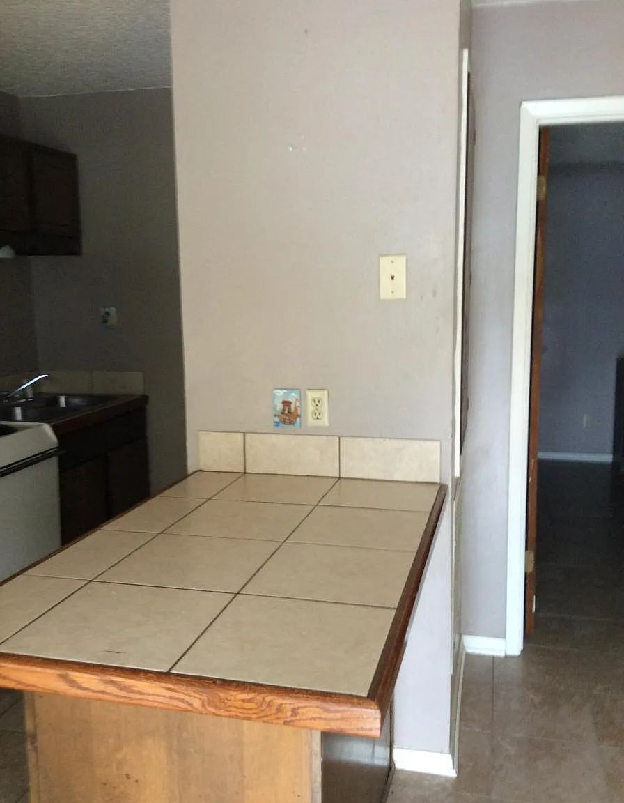 1 bed, 750 sqft, $750 — Photo 4