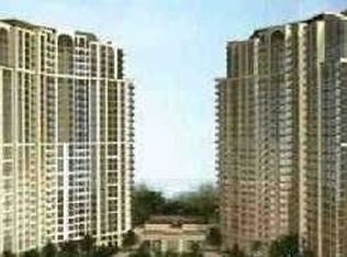 700 Humberwood Blvd #1019, Toronto, ON M9W 7J4
