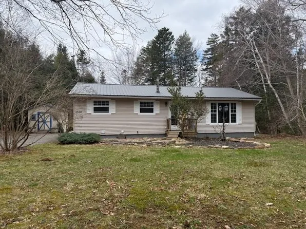 1040 Conquerall Mills Rd, Lunenburg, NS B4V 6A4