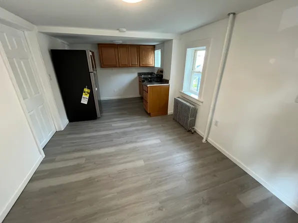 13 Church St #6, New Paltz, NY 12561