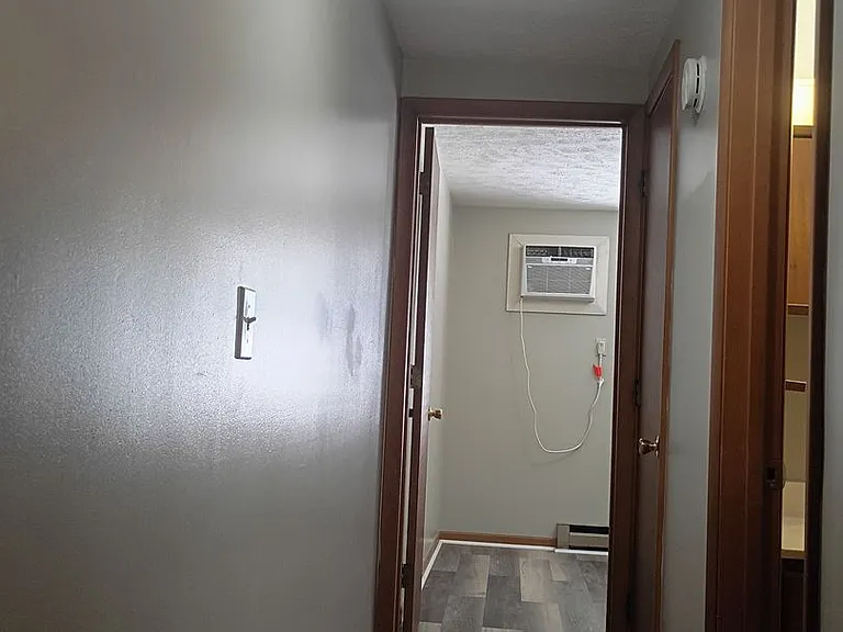 408 S Walnut St #2 — Photo 6