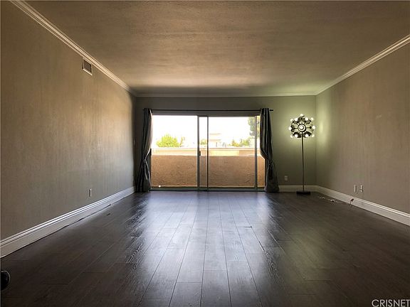 4th image of 5250 Zelzah Ave APT 16A
