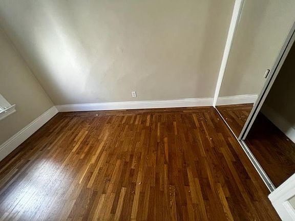 5th image of 1224 Hyde St APT 14