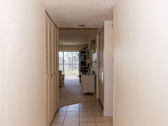 4th image of 520 Palm Springs Blvd APT 204