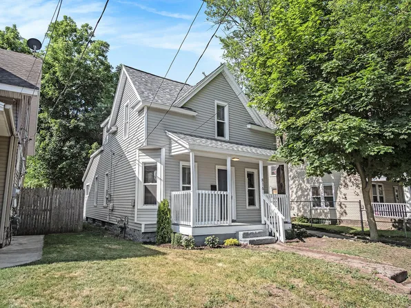 816 Oakhill St SE, Grand Rapids, MI 49507