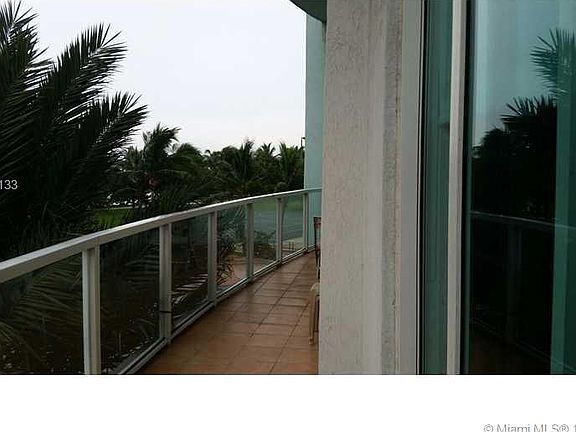 4th image of 1900 N Bayshore Dr APT 509