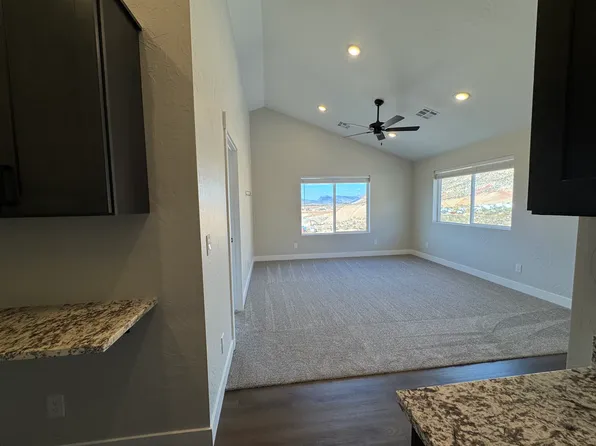 934 W Rock View Dr #2, Hurricane, UT 84737