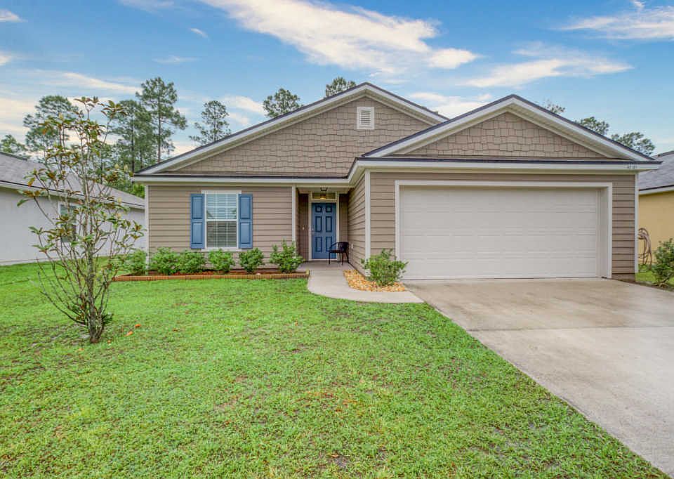 1st image of 65101 Lagoon Forest Dr
