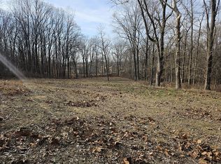 590 N Washington St, Bloomfield, IN 47424