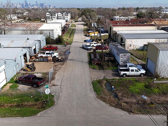4th image of 0 Stearns St