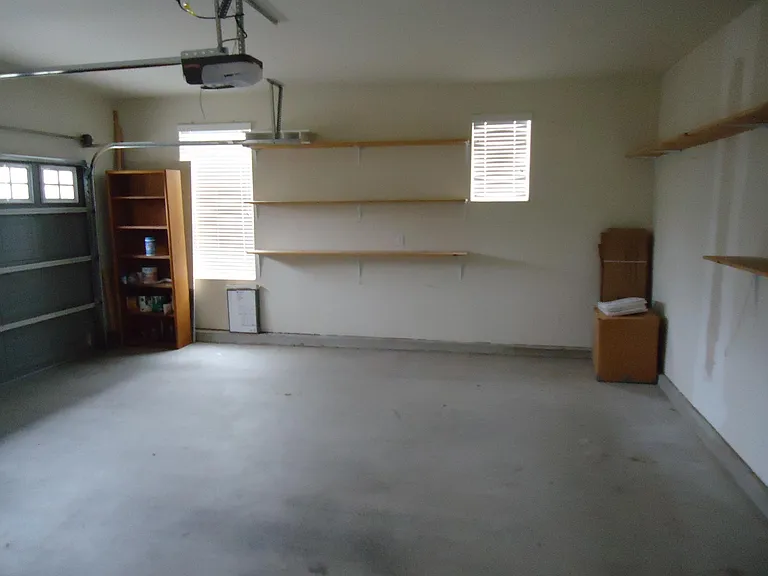 4992 Beach Wood Ct — Photo 42