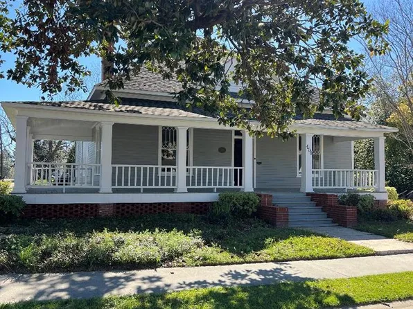 400 Gaskin Ave S, Douglas, GA 31533