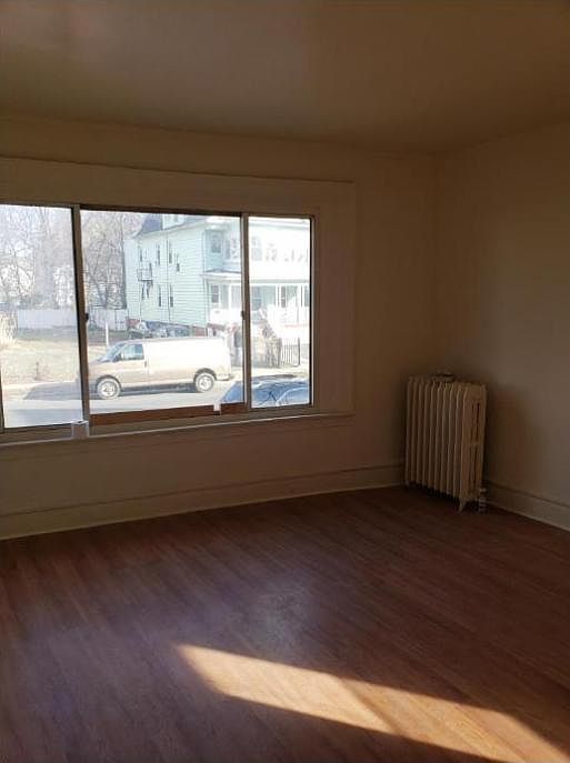 1st image of 35 Shepard Ave APT 4