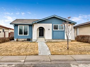 399 E Maitland Cres NE, Calgary, AB T2A 5T6