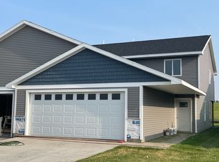 307 Post Oak Dr #A, Hudson, IA 50643