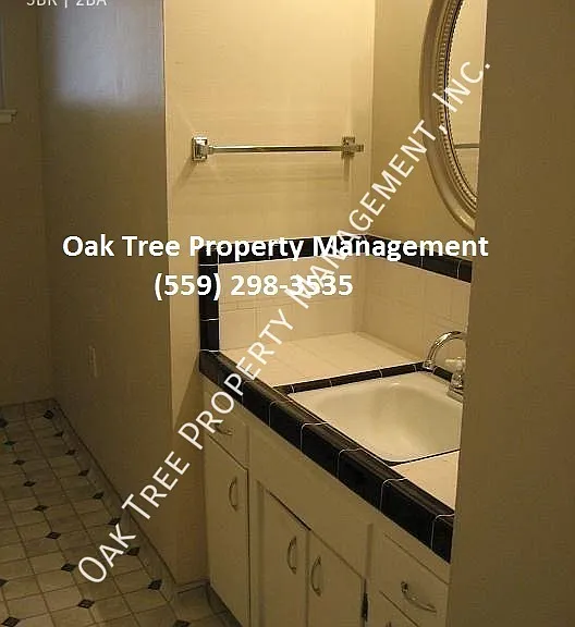 608 W Scott Ave — Photo 6