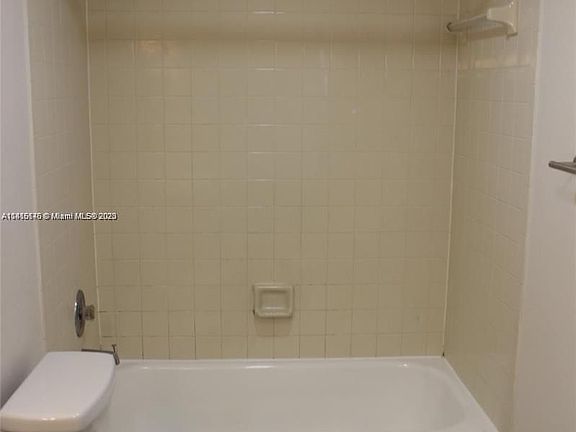 5th image of 8290 Lake Dr APT 504