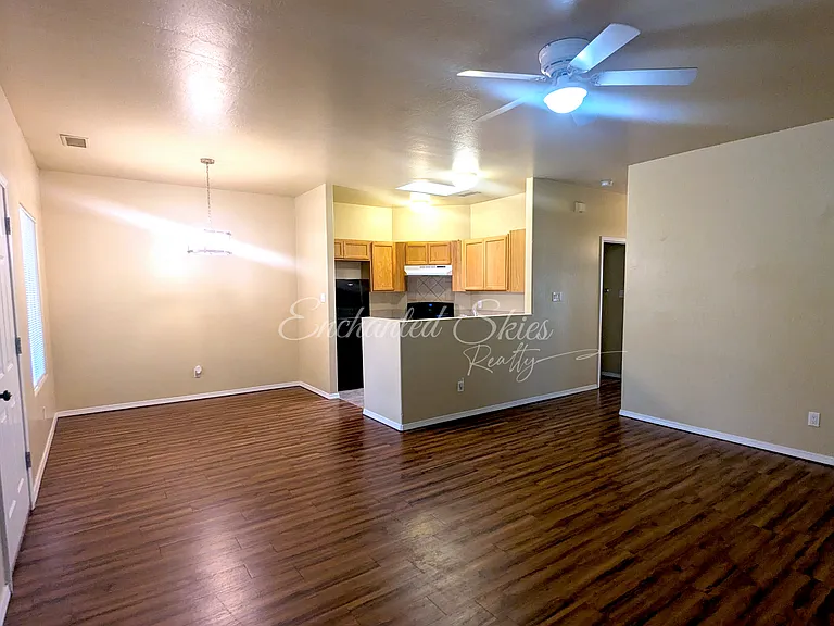 3051 Southern Blvd SE #B — Photo 8