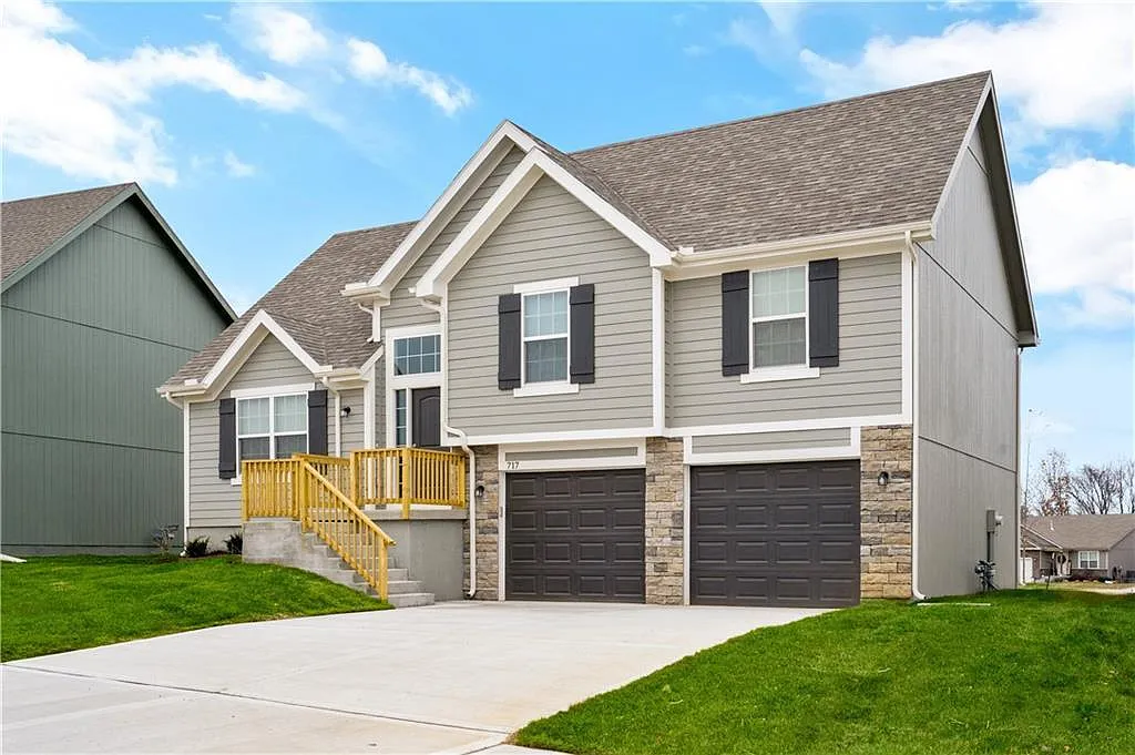 Building Photo - 707 Shane Ln