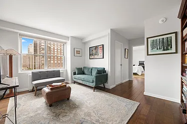 345 East 86th Street